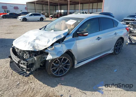 2017 Nissan Sentra Nismo z USA, uszkodzony, nr VIN 3N1CB7AP9HY394338